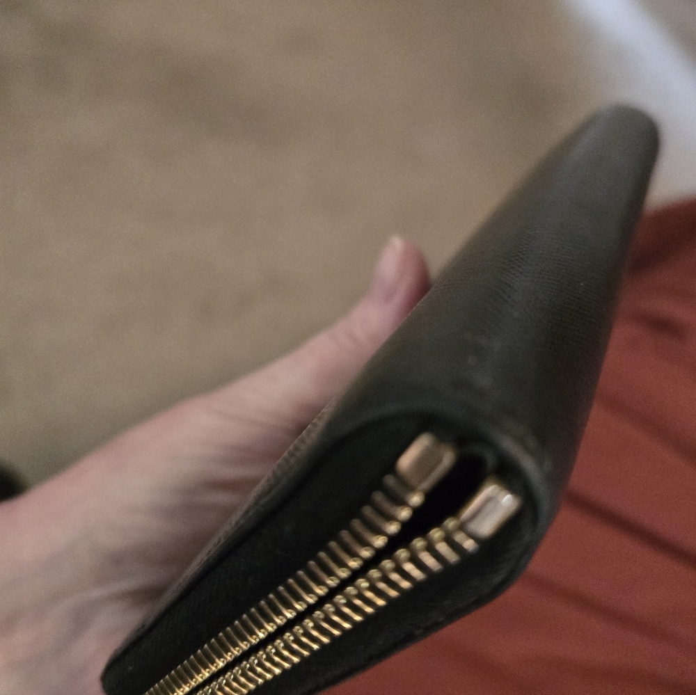 Prada Black Saffiano Leather Zip-Around Wallet - Picture 6 of 8